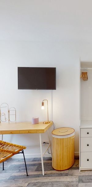 GRAMMONT Roommate 3 Bedrooms at Rouen - Photo 2