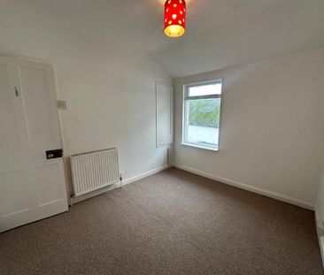 2 Bedroom Terraced To Rent - Photo 4