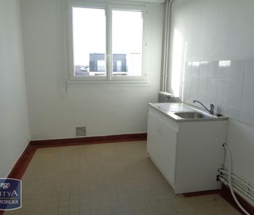 Location Appartement 2 pièces 43m² ST NAZAIRE 44600 - Photo 2