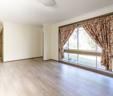 LOCATION, LOCATION, LOCATION !!! - Photo 4