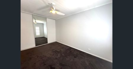 Modern Townhouse in the heart of Lightsview - Photo 3