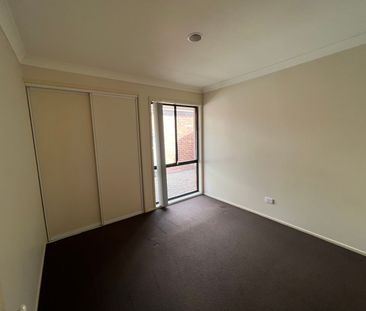 1 Swansdale Close, 4211, Nerang Qld - Photo 2