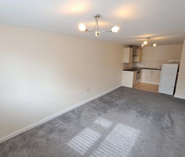 1 bedroom ground floor flat to rent - Photo 1