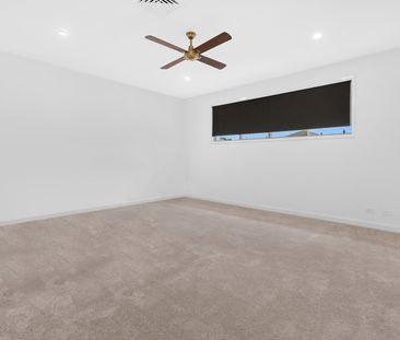 2208 Taromeo Court, Hope Island QLD 4212 - House For Rent | Domain - Photo 5