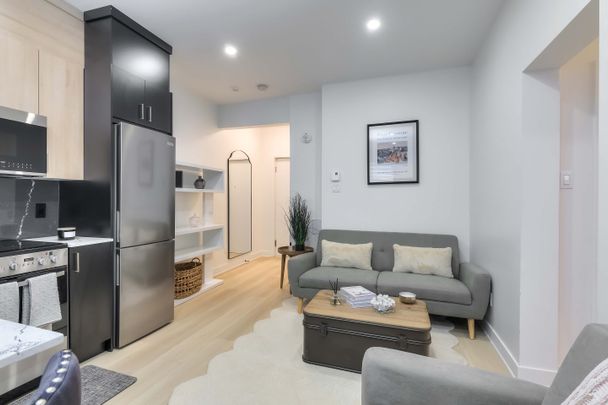 2080 avenue Lincoln - Charming 2-Bedroom Home in a Great Location - Photo 1