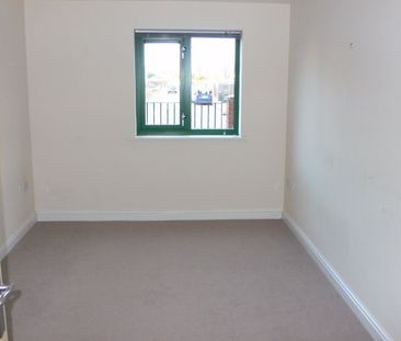 Admiral Street, Beeston, West Yorkshire, LS11 - Photo 1