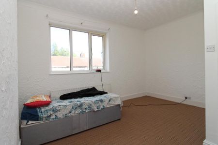3 bedroom house to rent - Photo 3