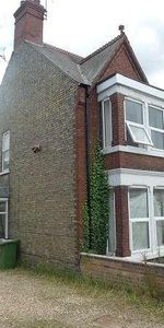 London Road, Peterborough, Cambridgeshire, PE2 - Photo 3