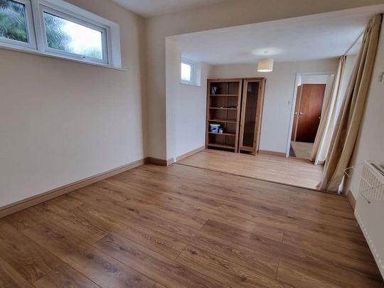 Parkview Road, Berkeley - Photo 1