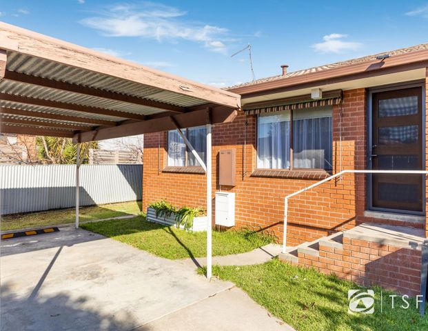 Modest Outside, Gorgeous Inside - Photo 1