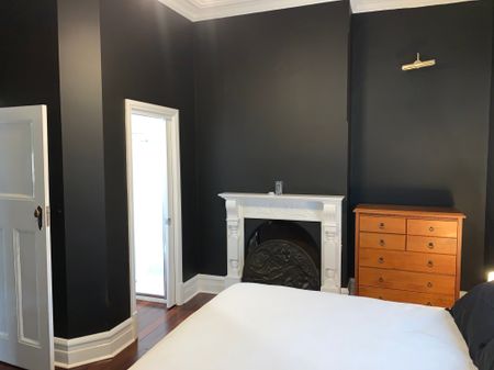 Victoria Park - Photo 3