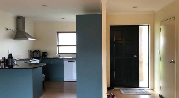 Family Brick and Tile Home in Central Albany - Photo 1