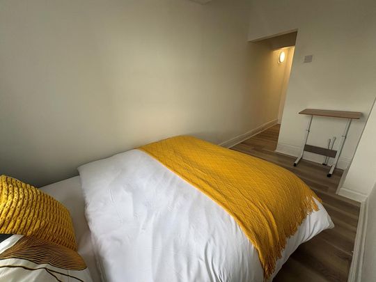 1 bedroom in a house share to rent - Photo 1