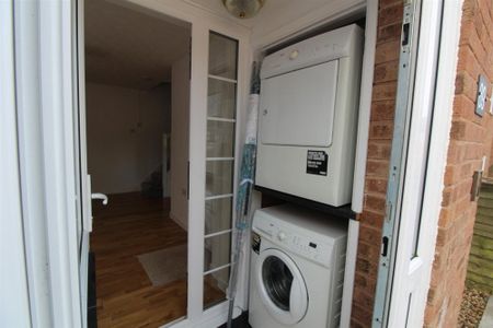 Happy Island Way, Bridport - Photo 2