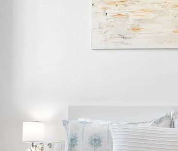 2 bedroom luxury Apartment for rent in Nueva Andalucia, Spain - Photo 4