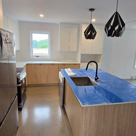 Condo 7 1/2 1600 pied carre avec terrasse - Photo 4