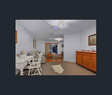 Spacious Family Living with Pool, Solar & Multiple Living Areas - Photo 2