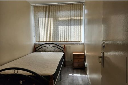 3 bedroom maisonette to rent - Photo 3