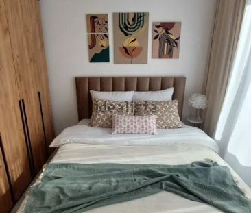 Alquiler de piso en Calle Eugenio Gross, 7 - Photo 5