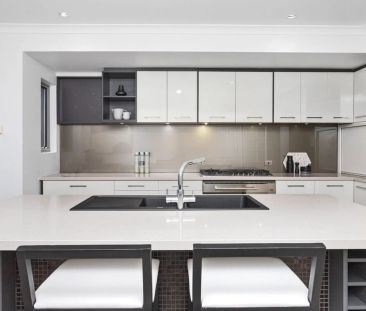 Elevated riverside living - Photo 5