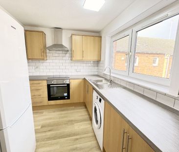 2 Bed, Second Floor Flat - Photo 5