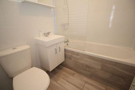 1 bedroom property to rent - Photo 4