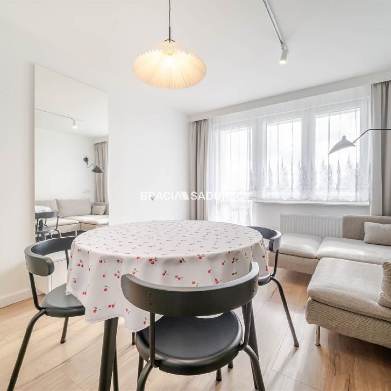 Mieszkanie małopolskie Kraków powierzchnia 39.0 m² C206-WM-23334 - Фото 1