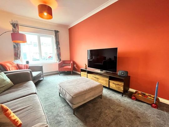 7 Pine Tree Way, AB15 8GP, Aberdeen - Photo 1