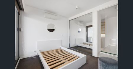 Partially Furnished Designer Living Moments from Chapel Street - Photo 2