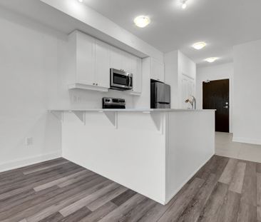 For Lease - 50 Lakebreeze Drive Unit# 318, Clarington, Ontario - Photo 2