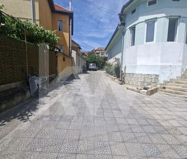 CASA DE INCHIRIAT 1.000 EUR | Str. IAZULUI | SIBIU - Photo 3