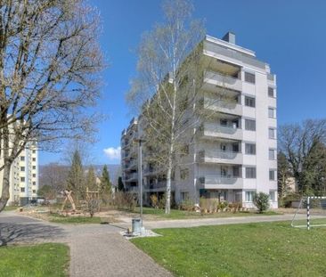 Central location near the Solothurn train station - Photo 1