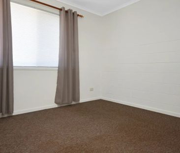 Charming 2 Bedroom unit - Caboolture - Photo 6