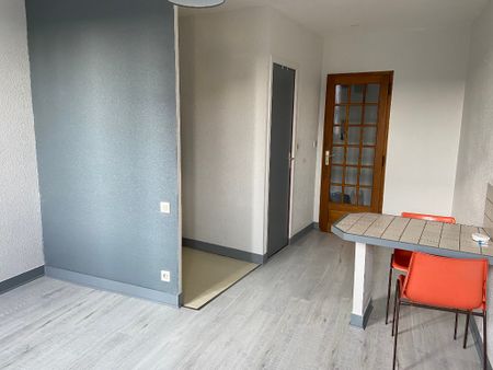 Location Appartement 1 pièce 21m² ST BRIEUC 22000 - Photo 5