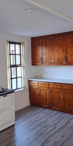 22 Ballybentragh Road, Ballyclare, BT39 0DE - Photo 3