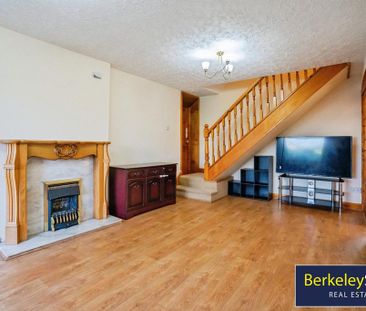 4 bedroom semi-detached house to rent - Photo 1