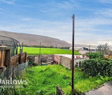 3 bedroom terraced house to rent - Photo 6