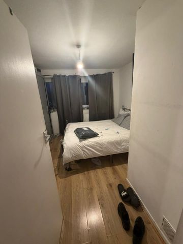 3 Bed Detached House, Lymington Close, E6 - Photo 3