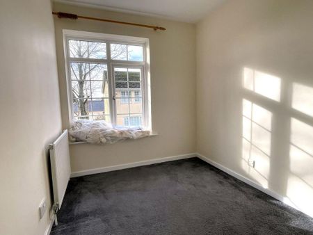 3 bedroom end of terrace house to rent - Photo 5