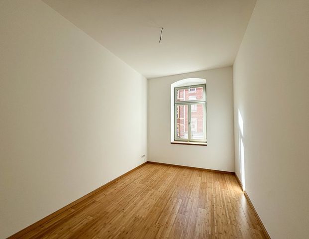 Ihre Chance auf ein einzigartiges zu Hause- hochwertig sanierte 2-Raum-Komfortwohnung in Chemnitz - Photo 1