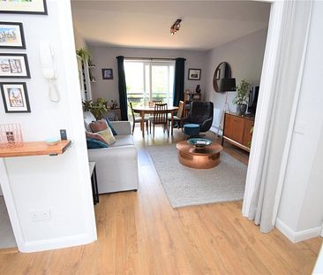 Littlebrook Avenue, Slough, Berkshire,SL2 - Photo 3