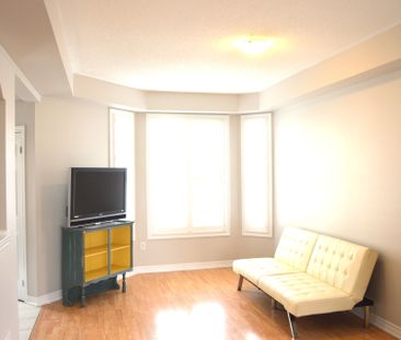 For Lease - 30 Paper Birch Drive, Markham, Ontario - Photo 6