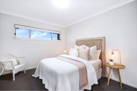 Modern Light Filled Family Home - Photo 3