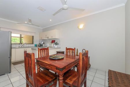 5/56 Sabine Road, Millner - Photo 2