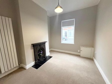 34 Trevor Street, Holywood, BT18 9NA - Photo 3