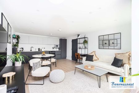 2 bedroom ground floor flat to rent - Photo 3