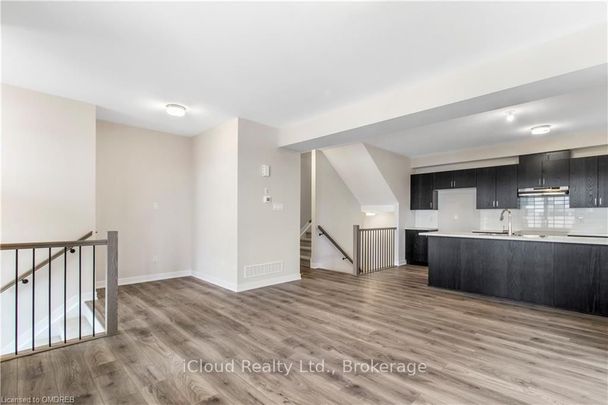 For Lease - 318 Catsfoot Walk, Barrhaven, Ontario - Photo 1