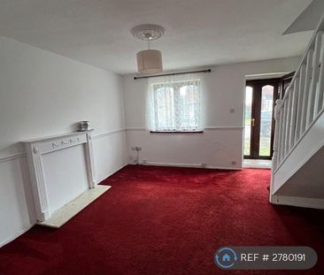 2 bedroom semi-detached house to rent - Photo 1