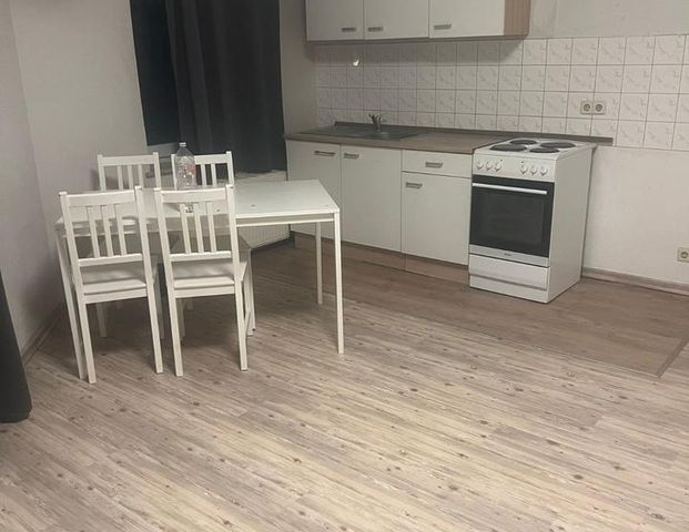 möblierte 2Raumwohn 04318 Leipzig Mierendorffstr. 425 Kaltmiete - Foto 1