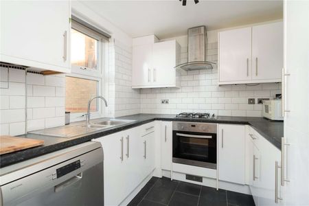 A modern two bedroom first floor flat with parking in Wimbledon town. - Photo 4